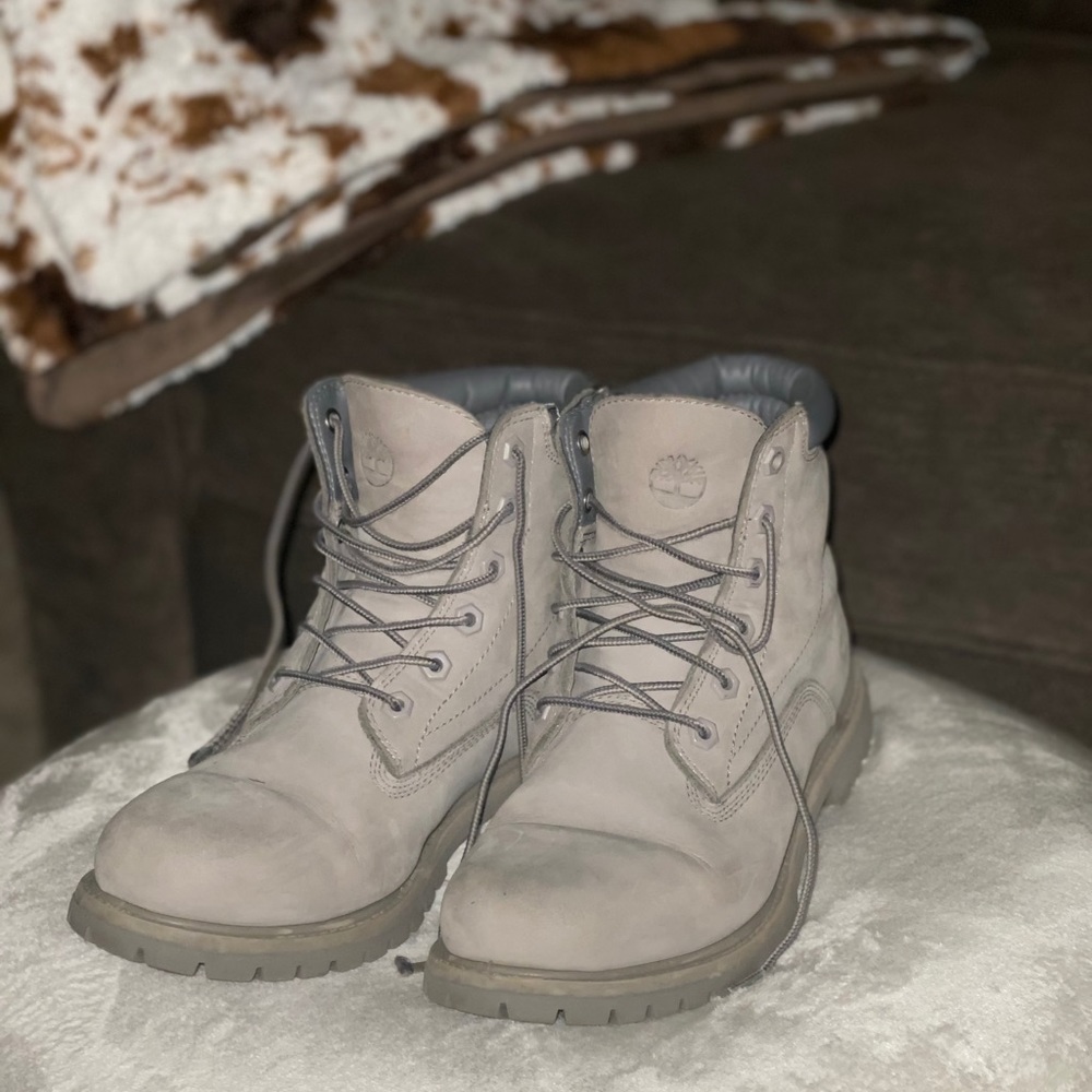 Timberland Boots! Neutral Gray Size 10